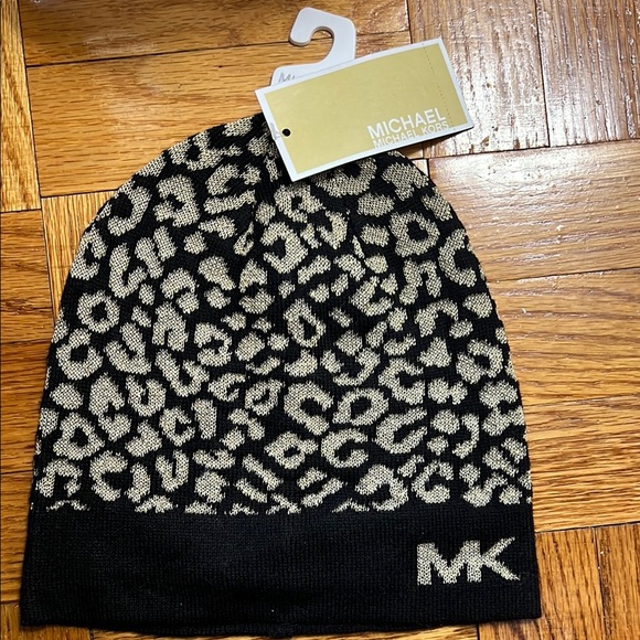 NWT Michael Kors Black and Gold Knit Hat - Picture 1 of 4